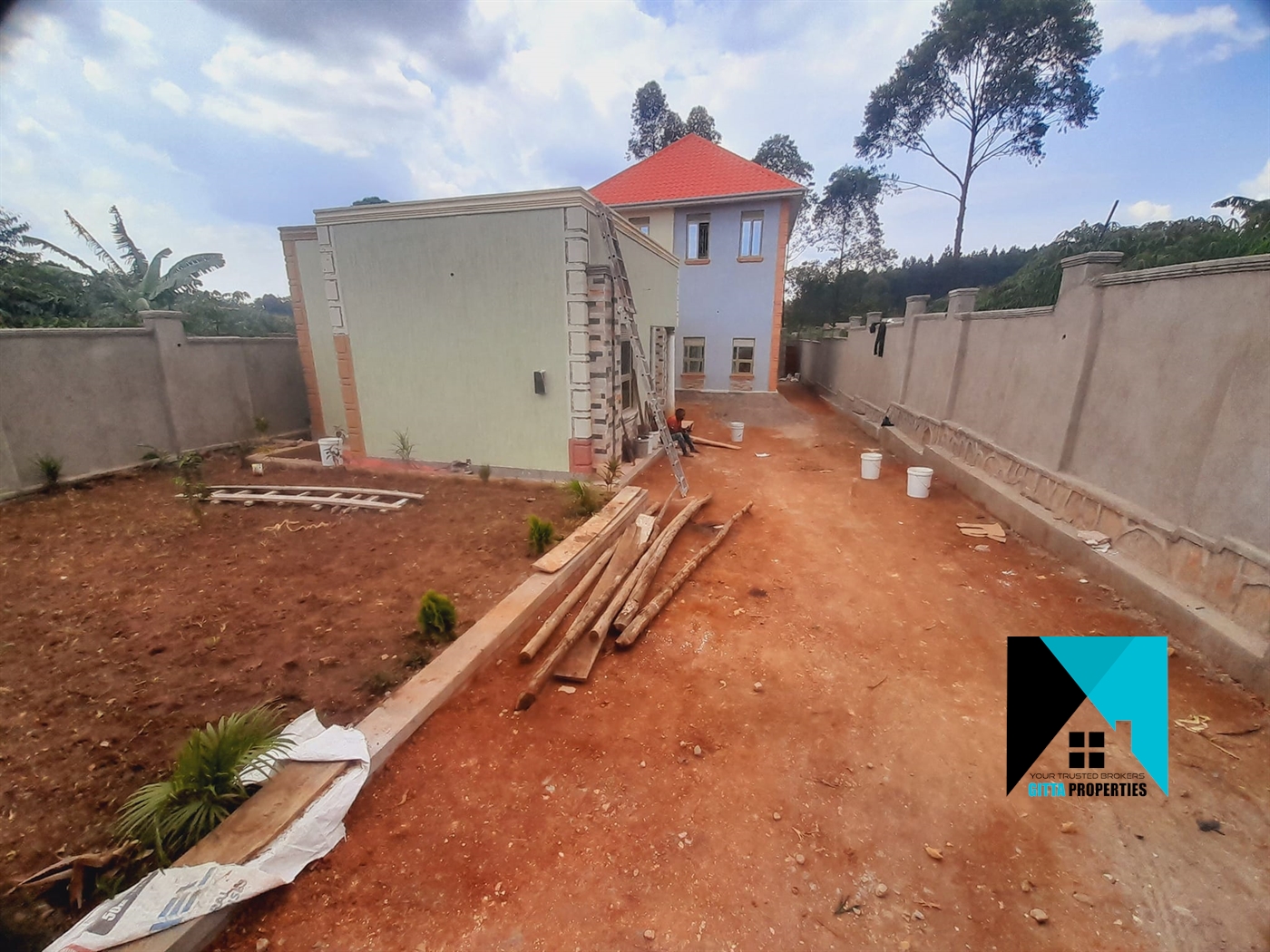 Storeyed house for sale in Ssenge Wakiso