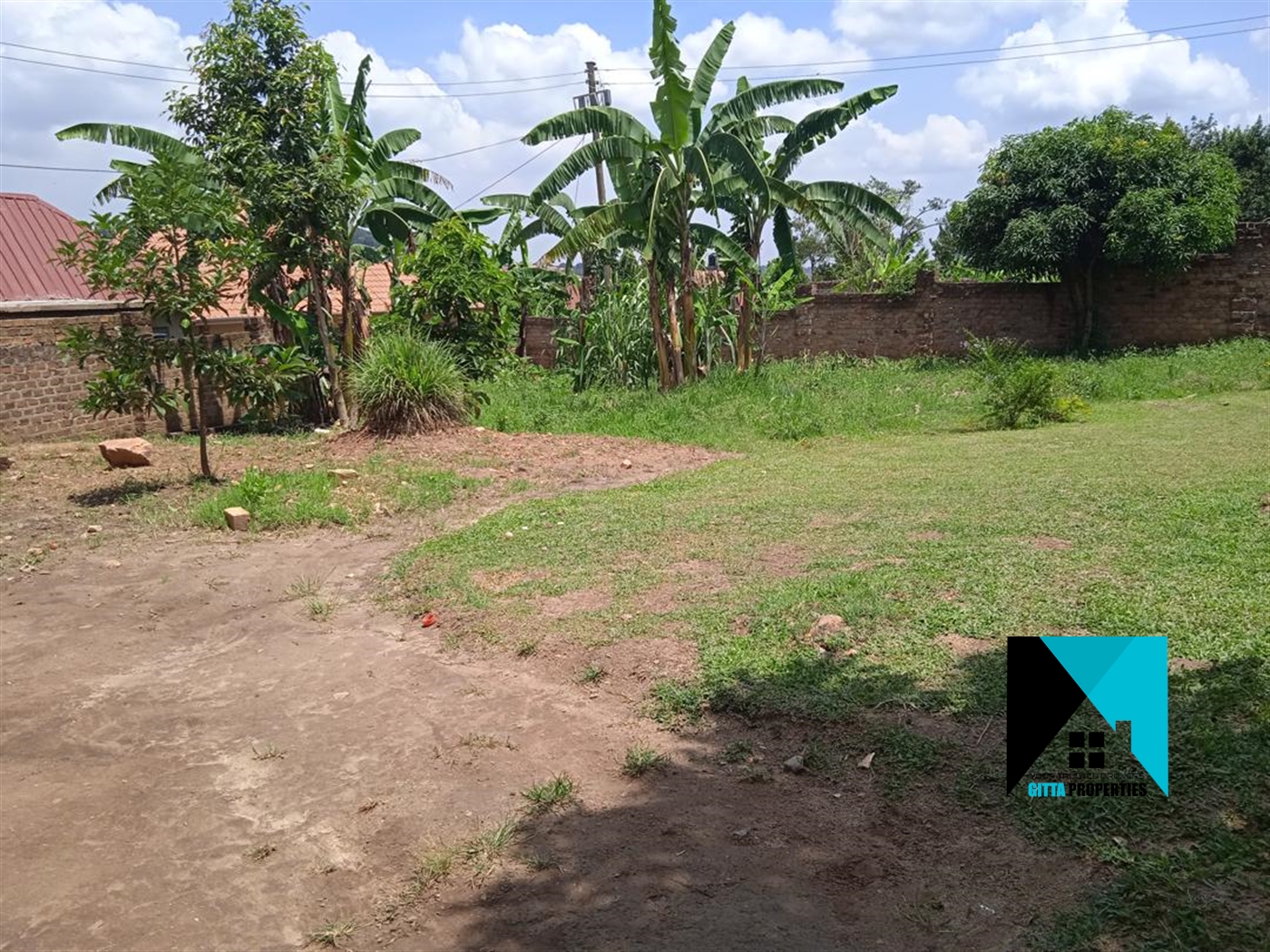 Bungalow for sale in Lweza Mukono