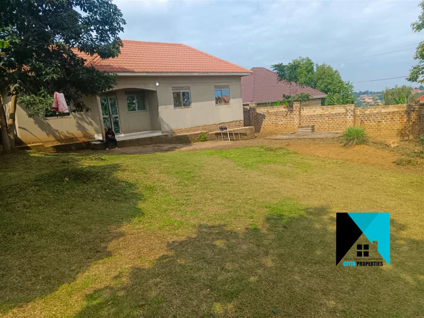 Bungalow for sale in Lweza Mukono