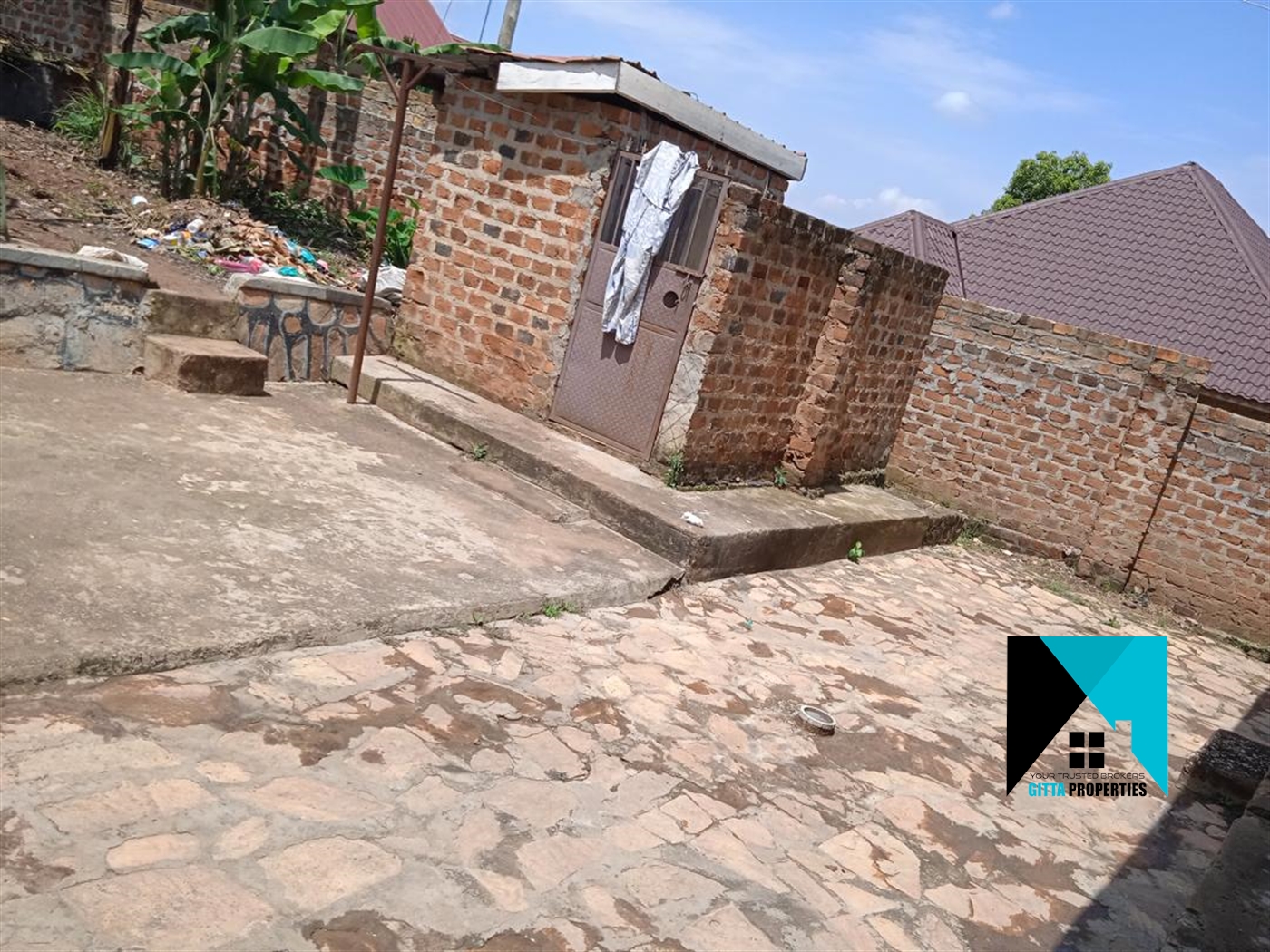 Bungalow for sale in Lweza Mukono