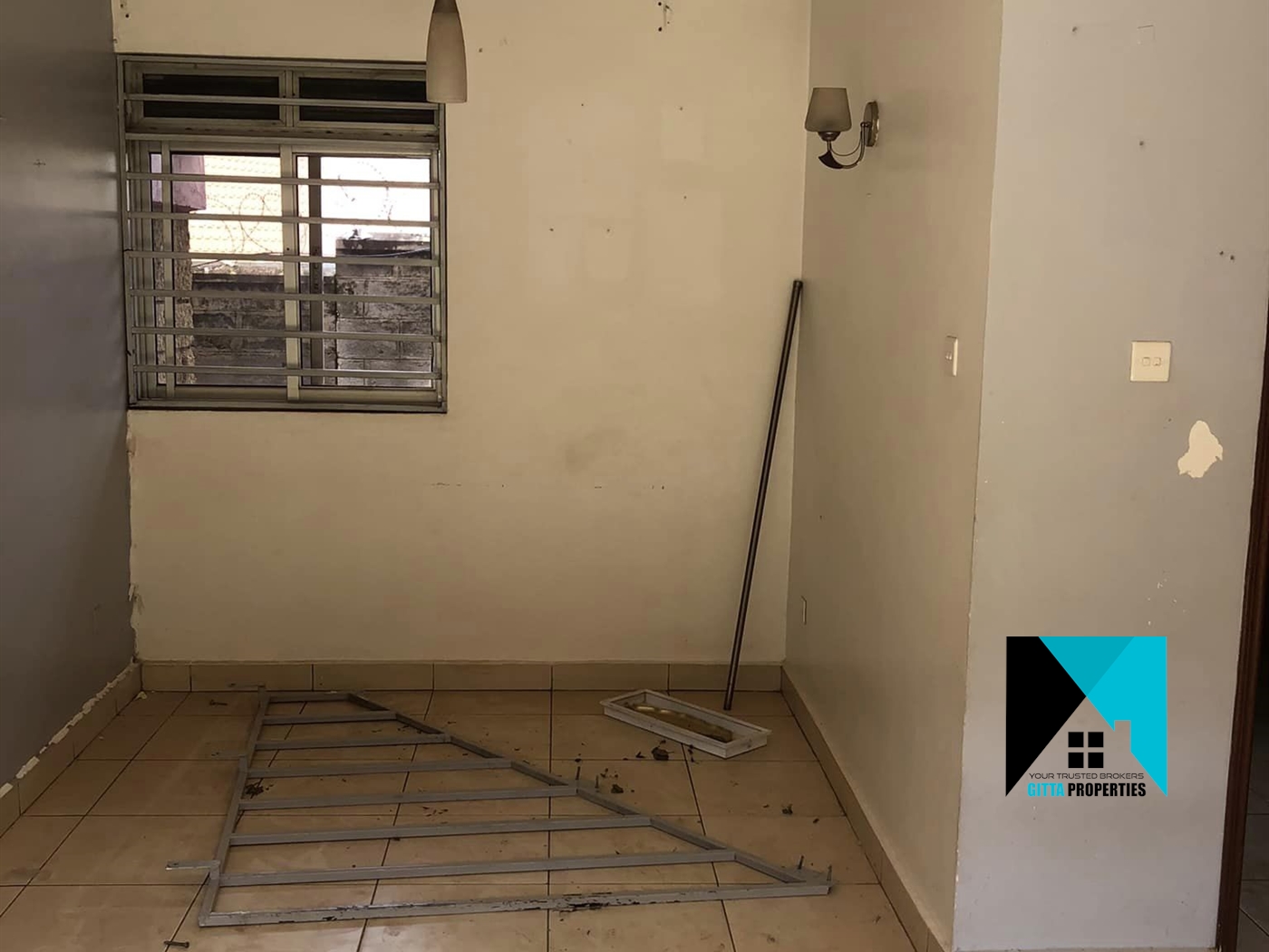 Duplex for rent in Luzira Kampala