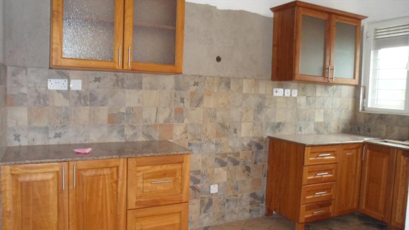 Bungalow for rent in Bwebajja Wakiso