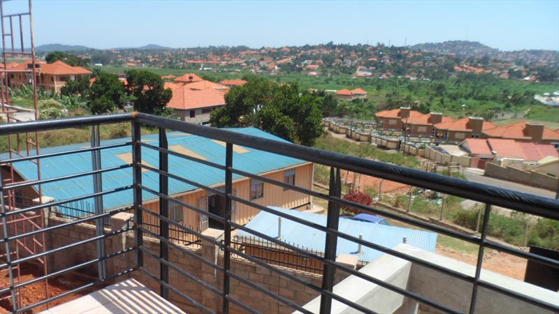 Town House for sale in Muyenga Kampala