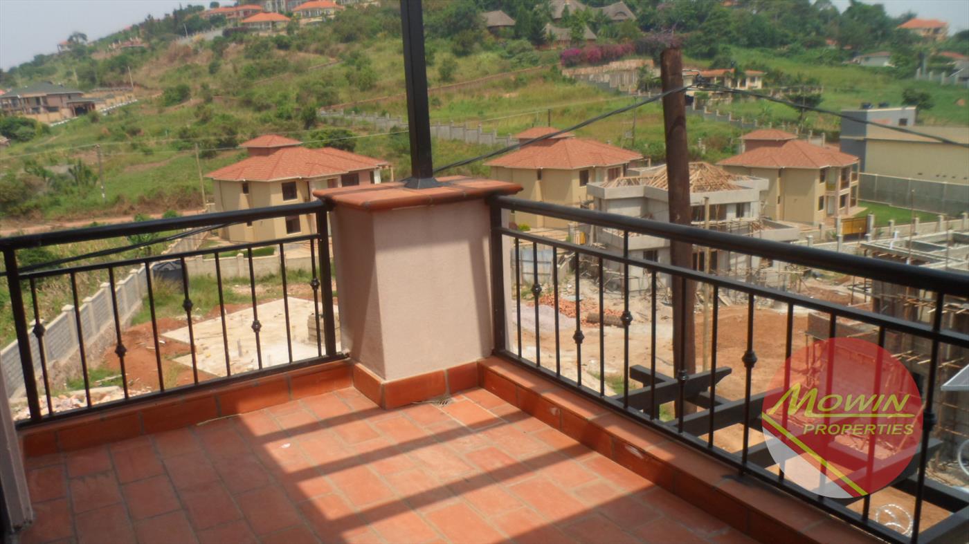 Storeyed house for rent in Lubowa Wakiso