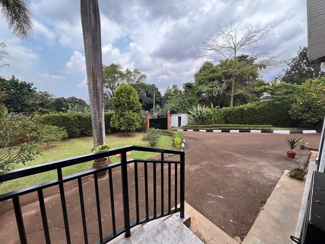 Bungalow for rent in Mbuya Kampala