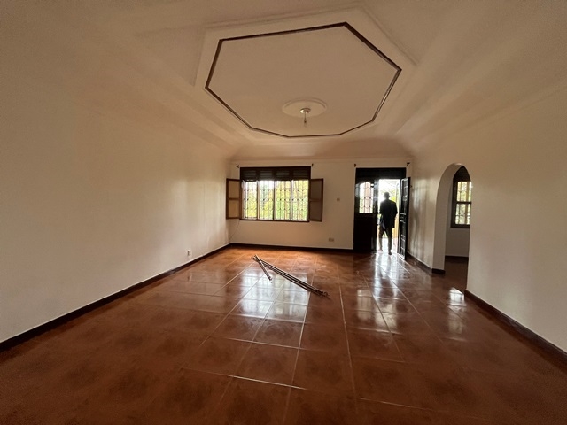 Bungalow for rent in Mbuya Kampala