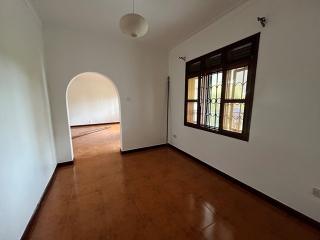 Bungalow for rent in Mbuya Kampala