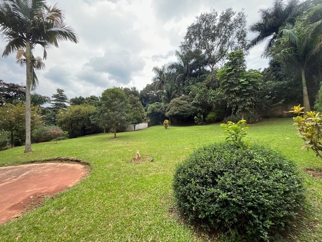 Bungalow for rent in Mbuya Kampala