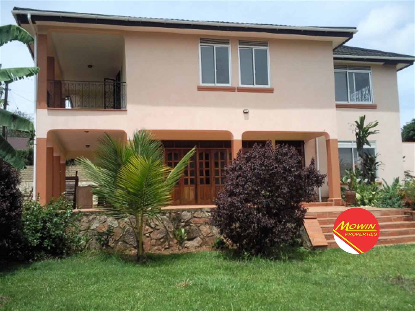 Storeyed house for rent in Muyenga Kampala