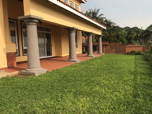 Villa for rent in Lubowa Wakiso