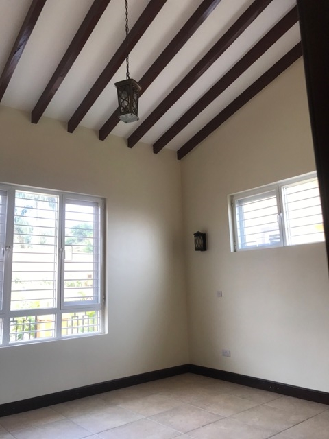 Villa for rent in Lubowa Wakiso