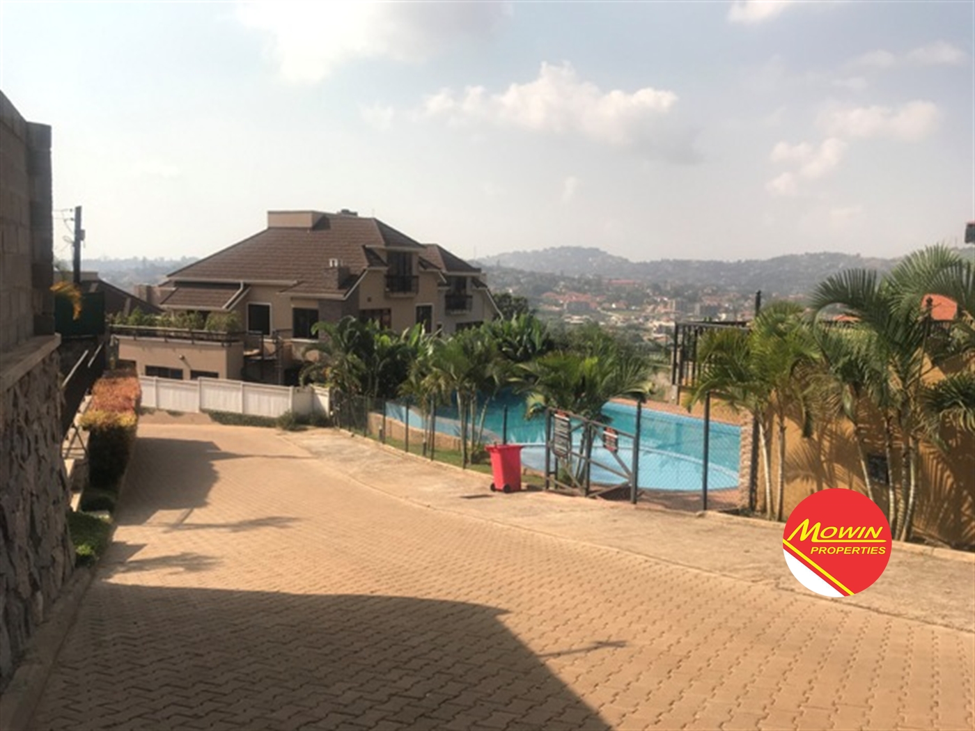 Town House for rent in Muyenga Kampala