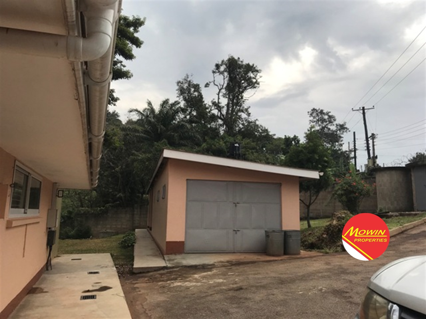 Bungalow for rent in Muyenga Kampala