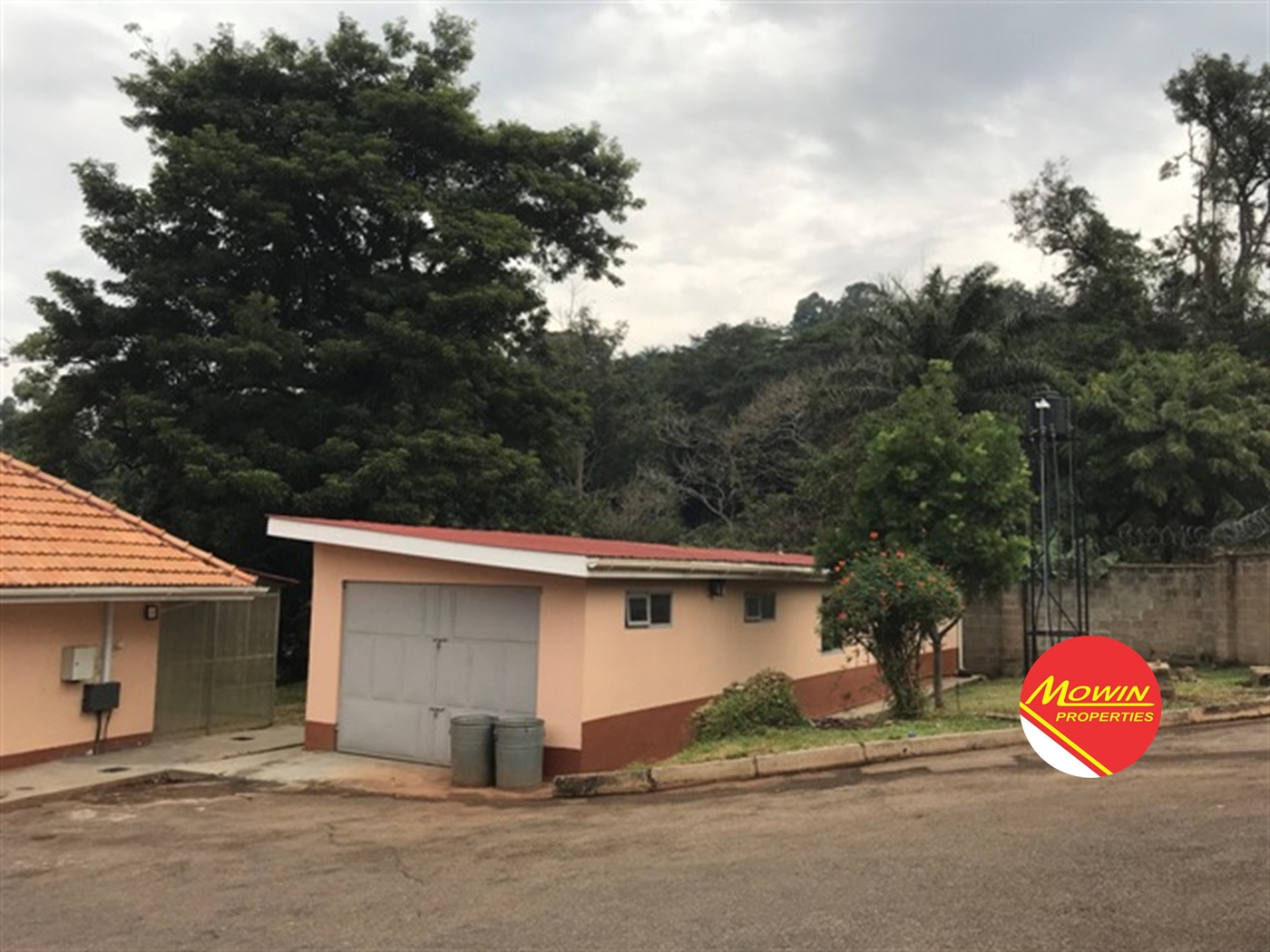 Bungalow for rent in Muyenga Kampala