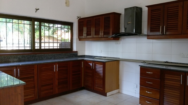 Storeyed house for rent in Kololo Kampala