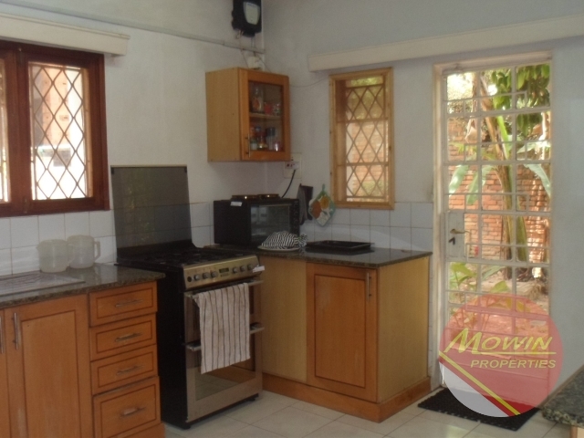 Storeyed house for rent in Kololo Kampala