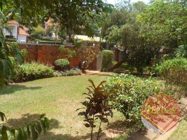 Storeyed house for rent in Kololo Kampala