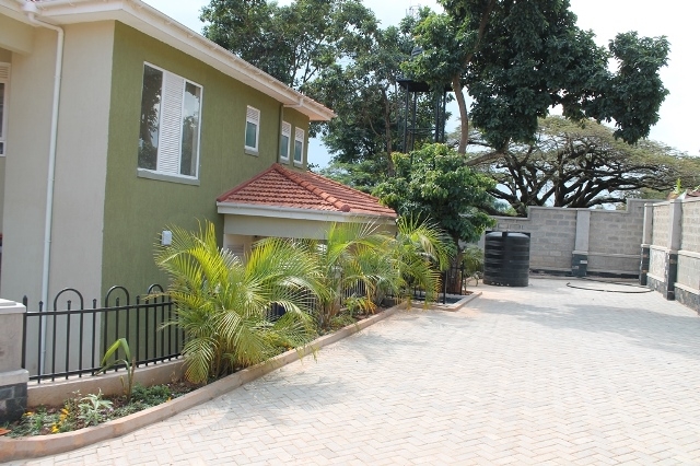 Villa for rent in Mbuya Kampala