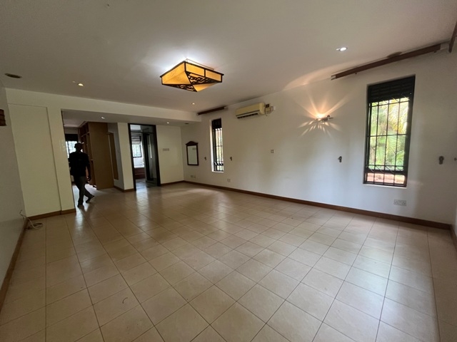 Villa for rent in Kololo Kampala