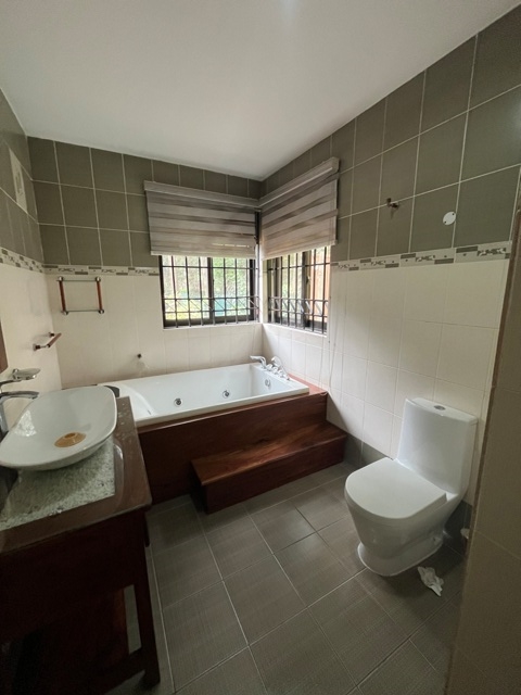 Villa for rent in Kololo Kampala