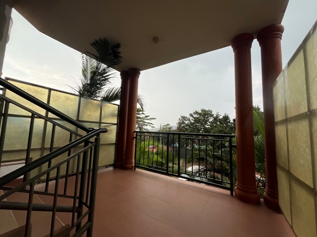 Penthouse for rent in Bugoloobi Kampala