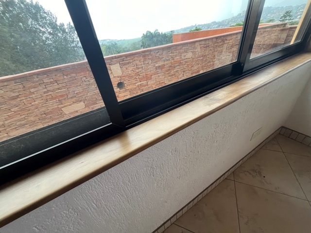 Penthouse for rent in Bugoloobi Kampala