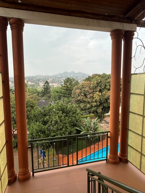 Penthouse for rent in Bugoloobi Kampala