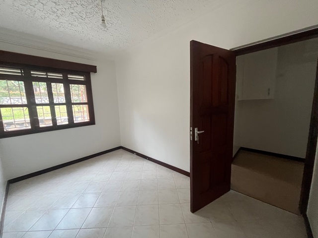 Storeyed house for rent in Kololo Kampala