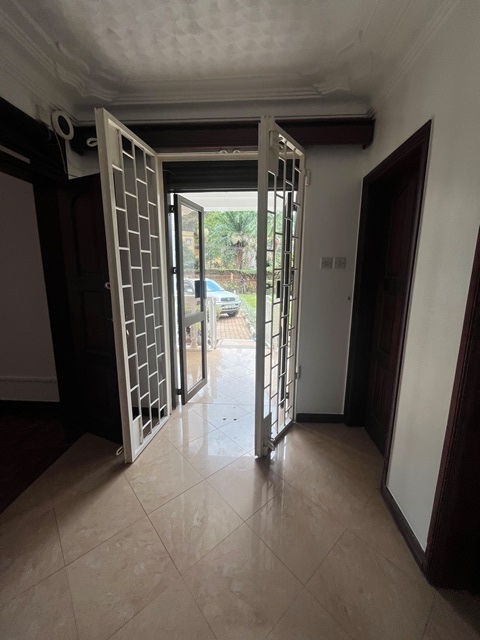 Storeyed house for rent in Kololo Kampala