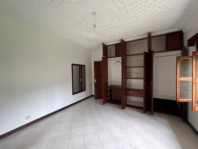 Storeyed house for rent in Kololo Kampala