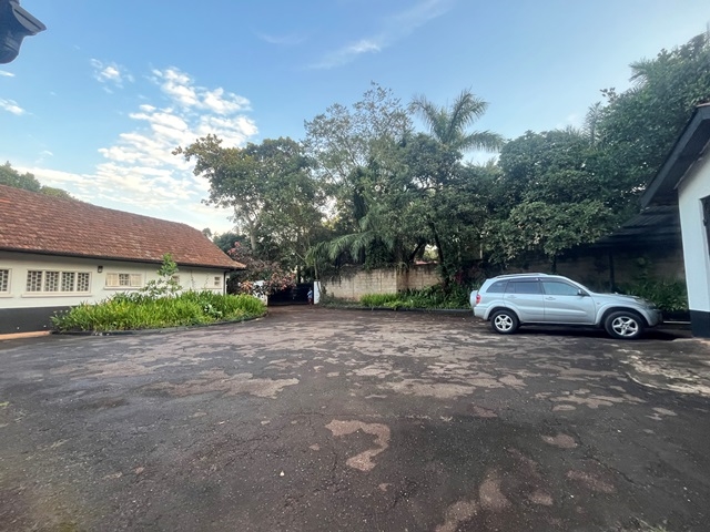 Bungalow for sale in Kololo Kampala