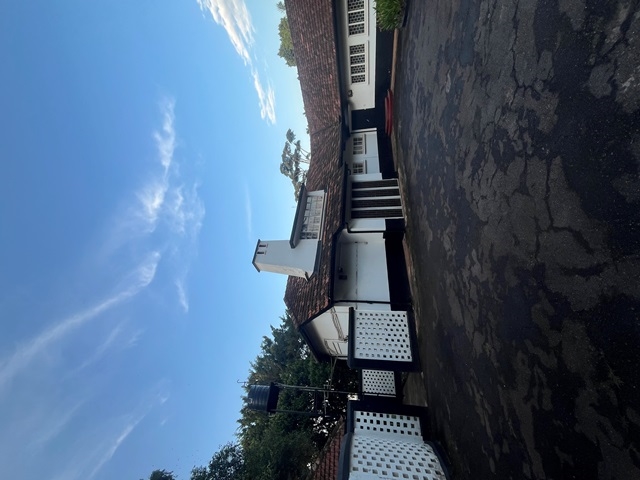 Bungalow for rent in Kololo Kampala