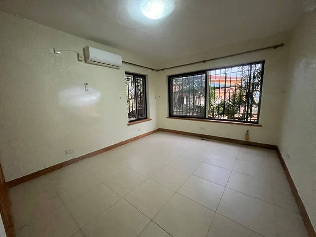 Storeyed house for rent in Mbuya Kampala