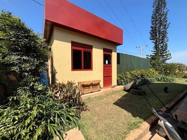 Bungalow for rent in Mbuya Kampala