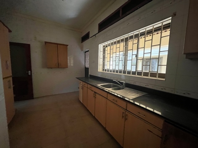 Bungalow for rent in Naguru Kampala