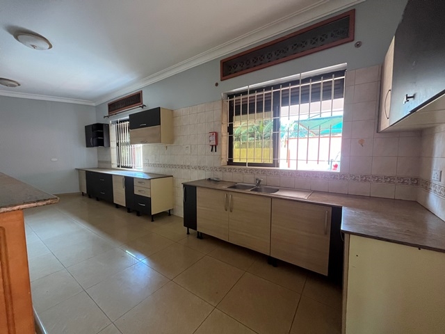 Storeyed house for rent in Naguru Kampala