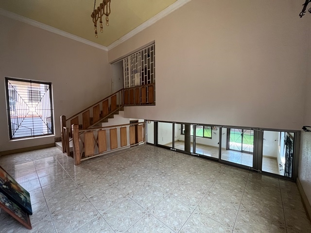 Storeyed house for rent in Naguru Kampala