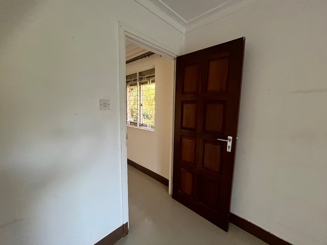 Storeyed house for rent in Mbuya Kampala