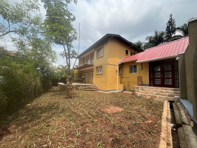 Storeyed house for rent in Kololo Kampala