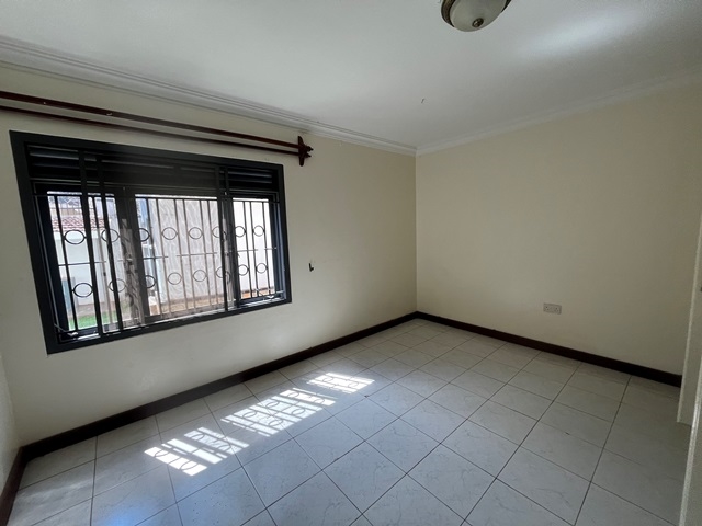 Storeyed house for rent in Kololo Kampala