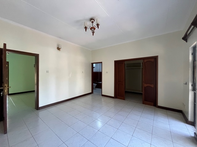 Storeyed house for rent in Kololo Kampala