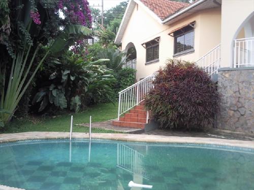 Bungalow for rent in Buziga Kampala