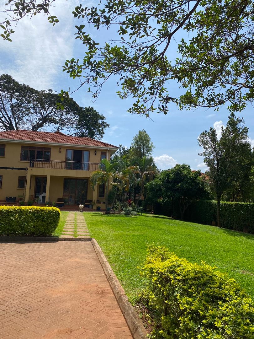 Villa for rent in Lubowa Wakiso