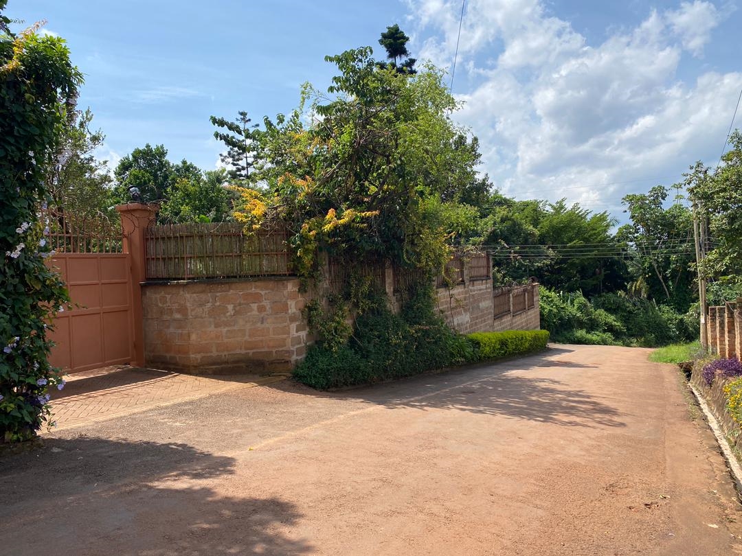 Villa for rent in Lubowa Wakiso