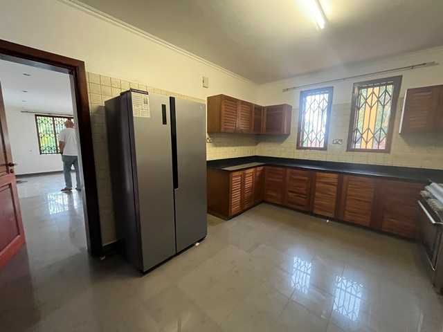 Villa for rent in Lubowa Wakiso