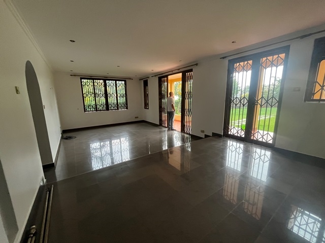 Villa for rent in Lubowa Wakiso