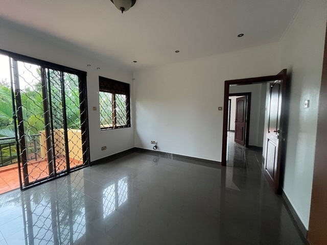 Villa for rent in Lubowa Wakiso