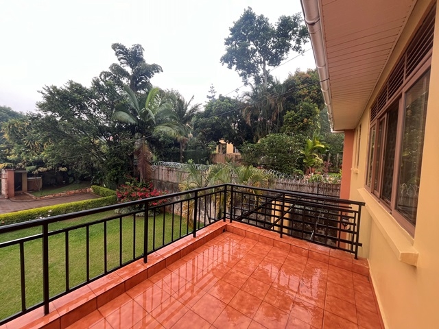 Villa for rent in Lubowa Wakiso