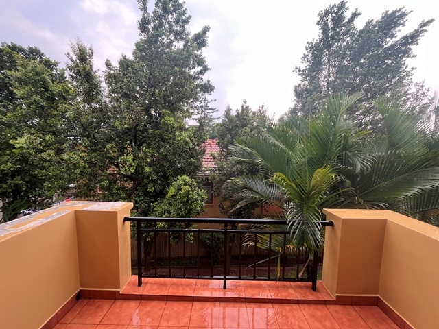 Villa for rent in Lubowa Wakiso