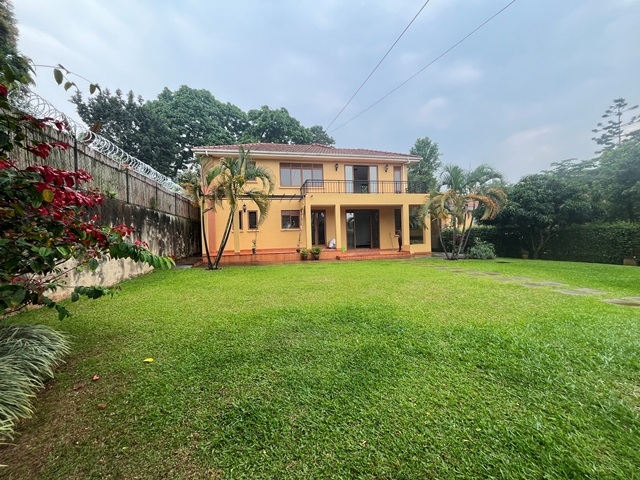 Villa for rent in Lubowa Wakiso